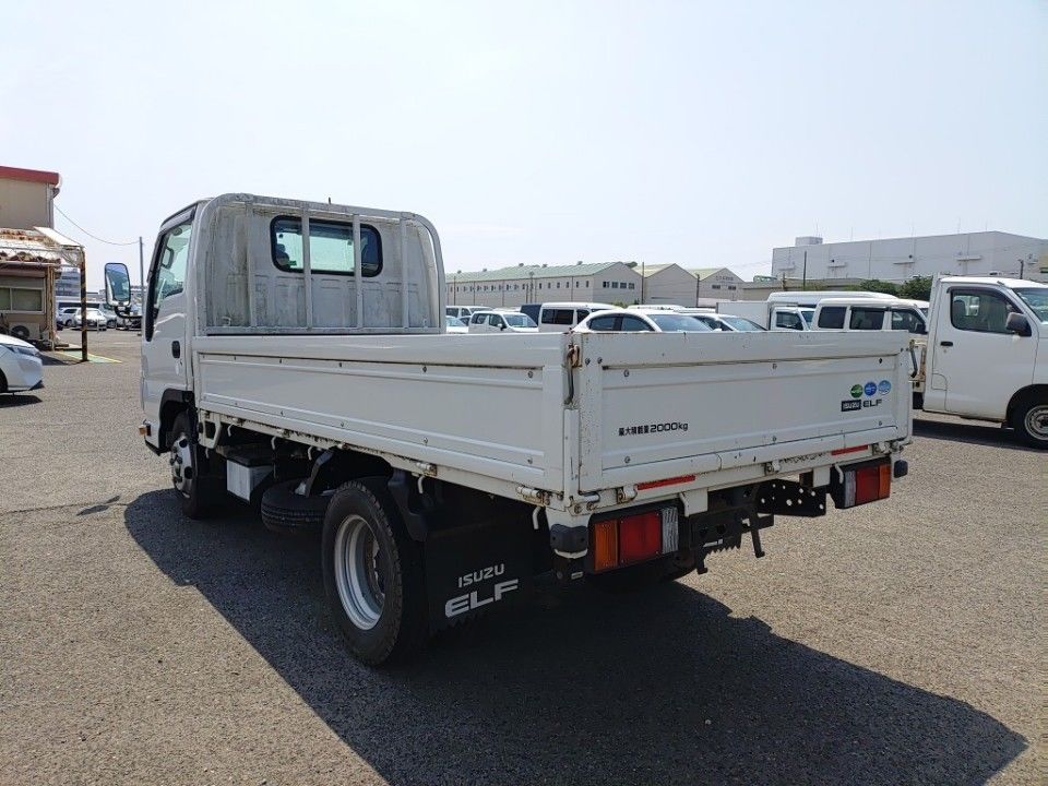 2017 Isuzu Elf auction photo 6