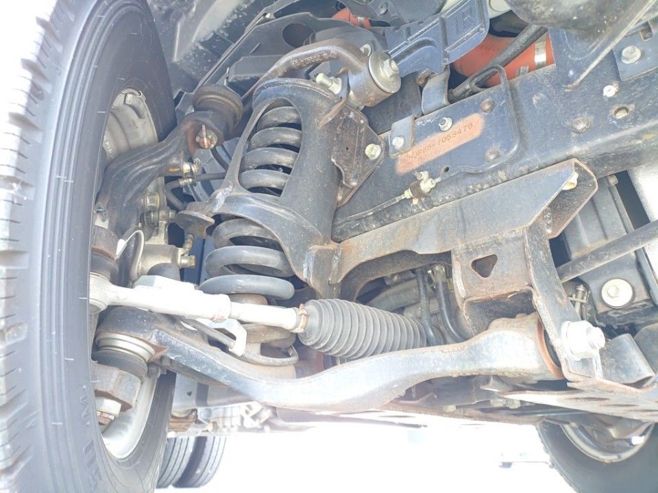 2017 Isuzu Elf auction photo 17