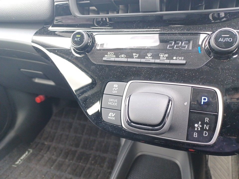2023 Toyota Aqua auction photo 12