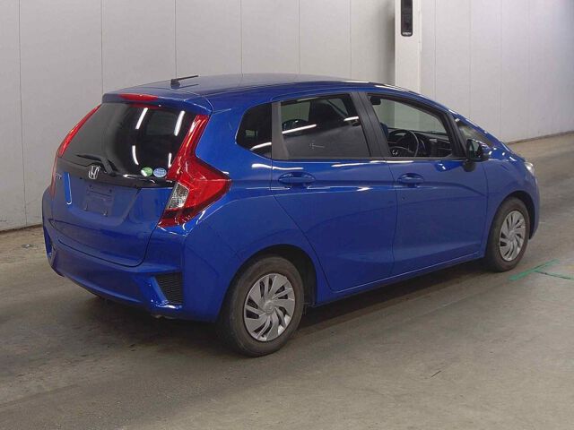 2017 Honda Fit 13G・L-PファイED auction photo 5