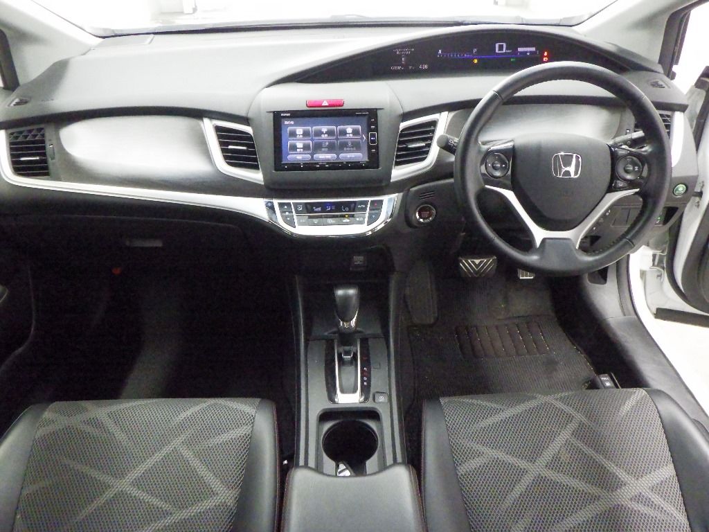 2018 Honda ジェイド RS auction photo 3
