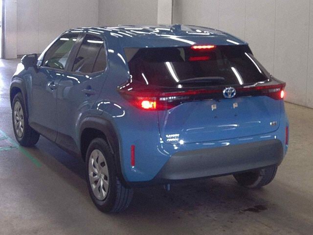 2023 Toyota Yaris Cross ハイブリッドX auction photo 2