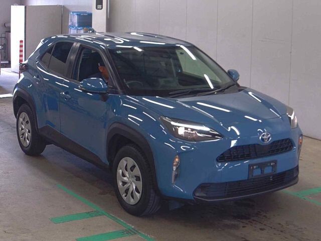 2023 Toyota Yaris Cross ハイブリッドX Japan auction vehicle