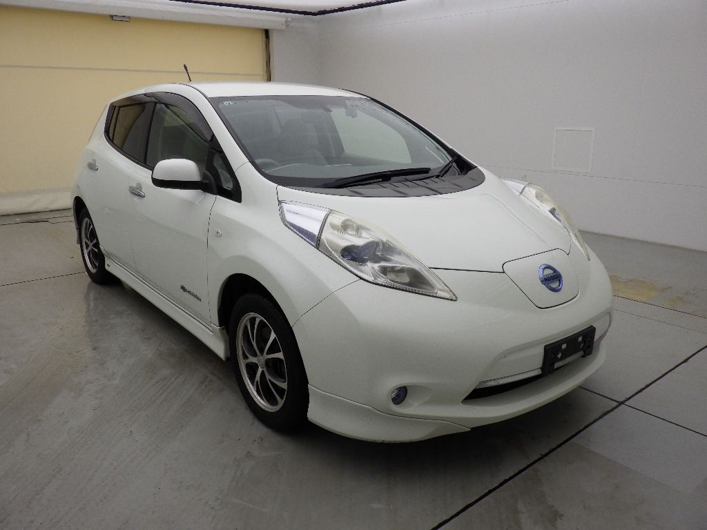 Japan Auction Vehicles 9 2011 Nissan Leaf G auction photo