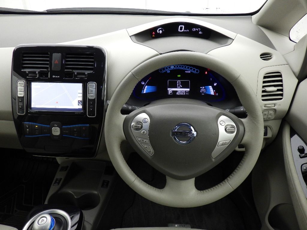 2011 Nissan Leaf G auction photo 3