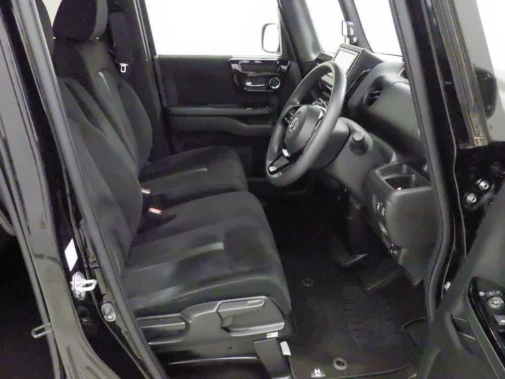 2023 Honda N-BOX Custom L auction photo 6