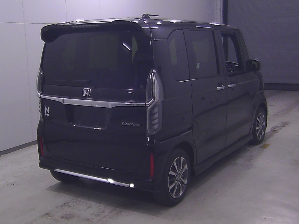 2023 Honda N-BOX Custom L auction photo 2