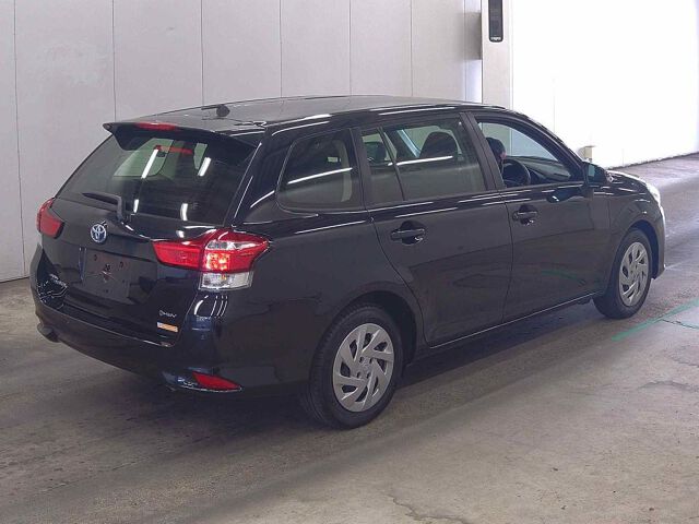 2025 Toyota Corolla Fielder ハイブリッドEX auction photo 5