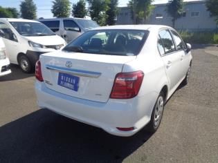 2020 Toyota Corolla Axio EX/4WD auction photo 2