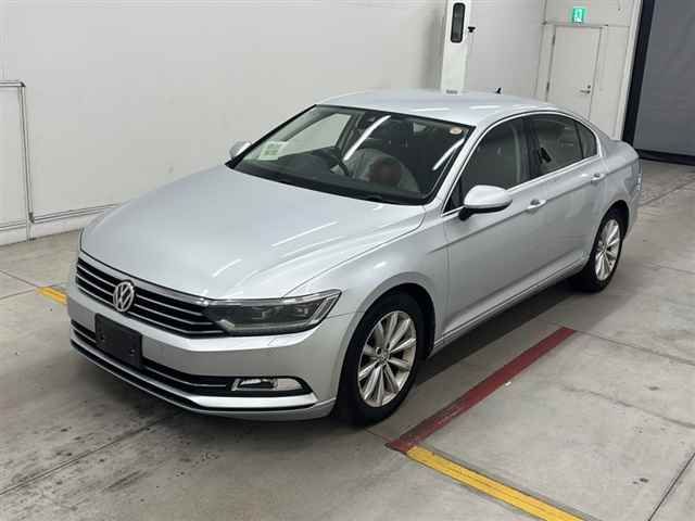 2015 Volkswagen VWパサートセダン auction photo 4