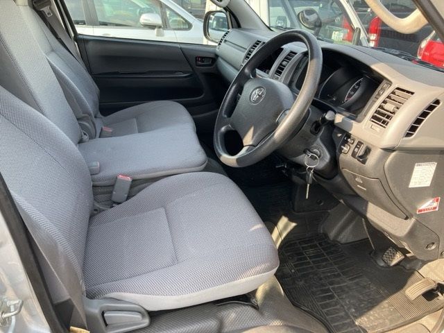 2009 Toyota Hiace auction photo 8
