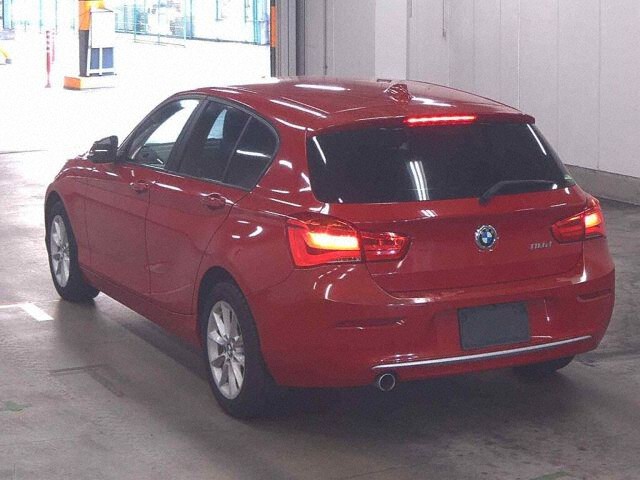 2017 BMW 1 Series 118D Style auction photo 2