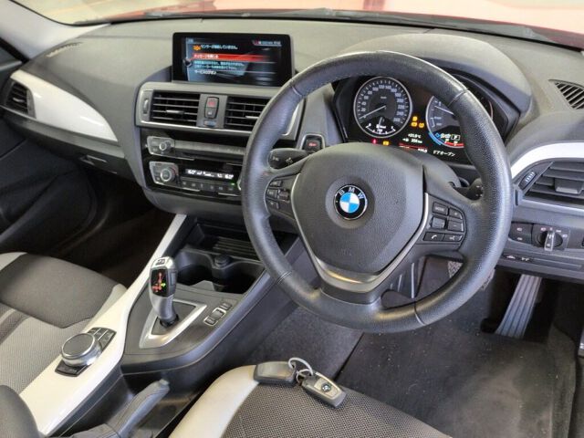 2017 BMW 1 Series 118D Style auction photo 3