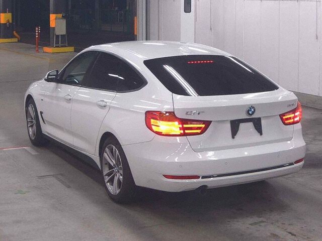 2014 BMW 3 Series 320Iグランツーリスモ auction photo 2