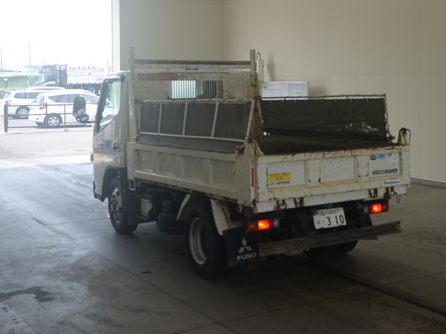 2018 Mitsubishi Fuso Canter dump auction photo 2