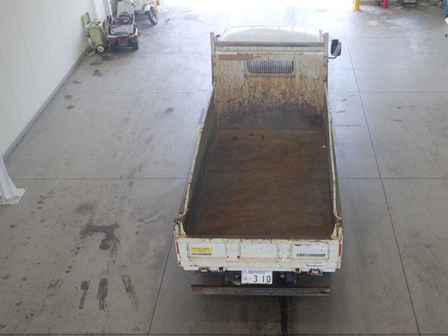 2018 Mitsubishi Fuso Canter dump auction photo 3