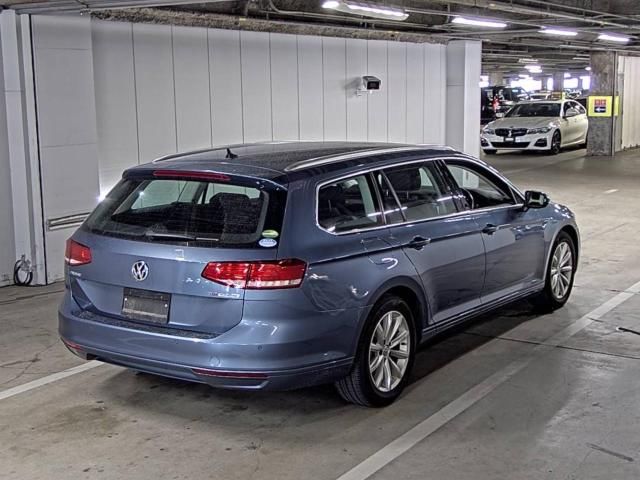 2015 Volkswagen VW パサート ヴァリアントTSIコンフォ-トL auction photo 3