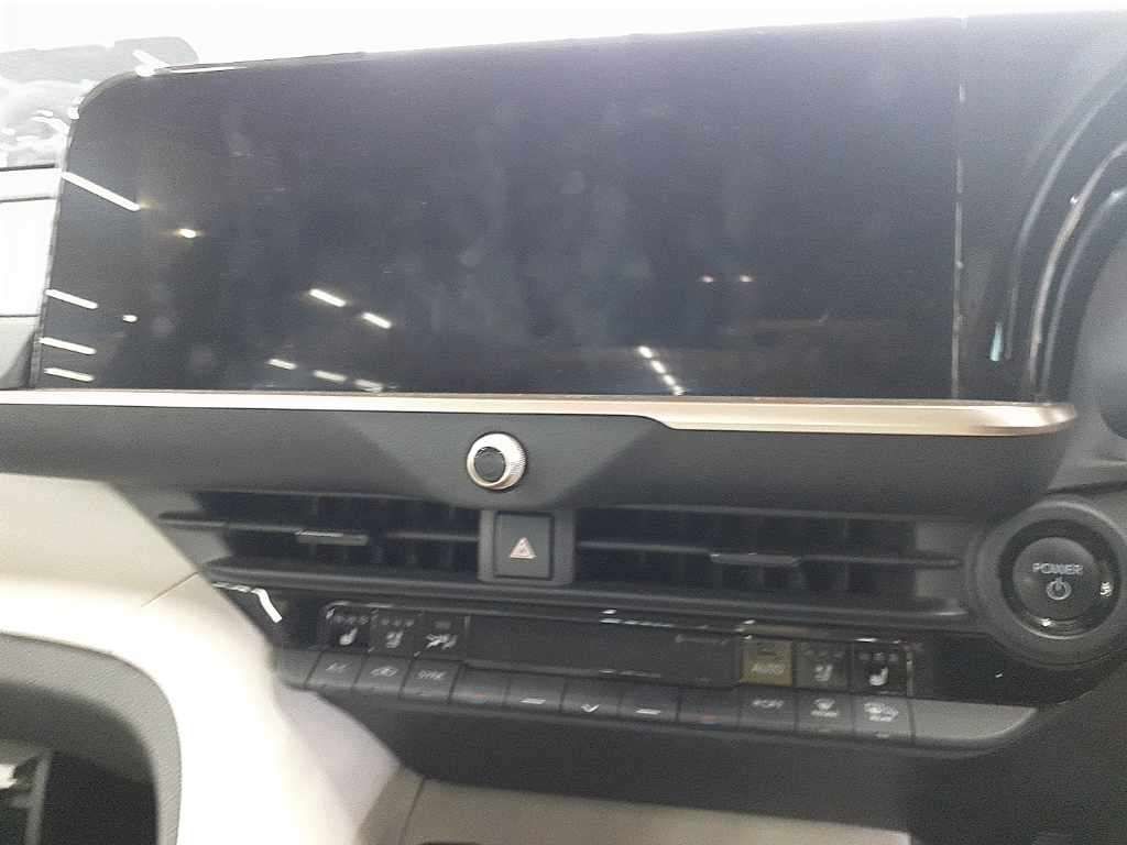 2023 Toyota Crown Crossover G Advanced Leather 4WD auction photo 12