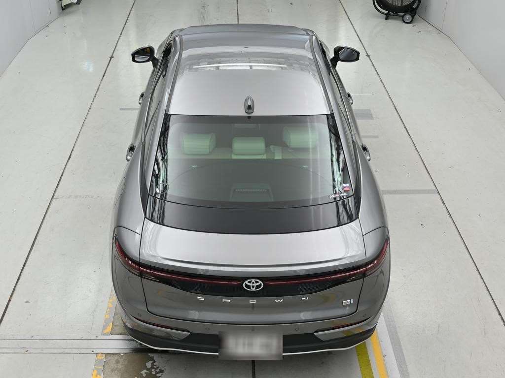 2023 Toyota Crown Crossover G Advanced Leather 4WD auction photo 8