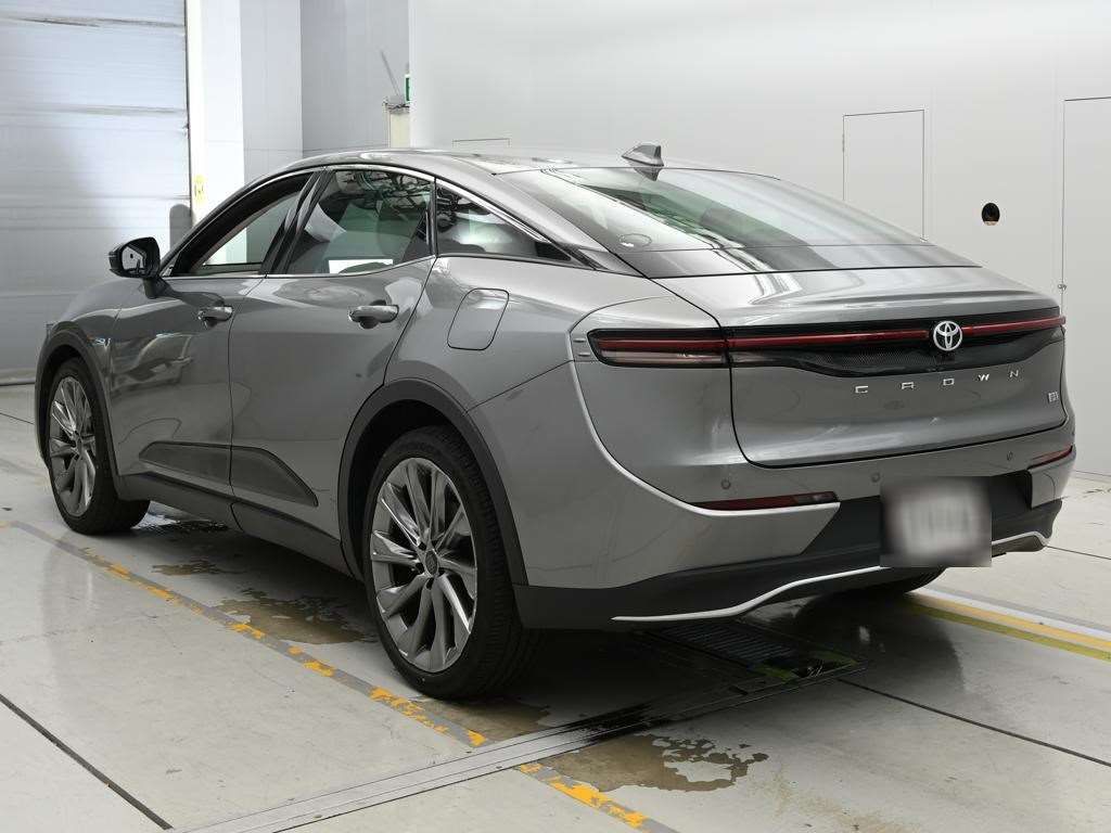 2023 Toyota Crown Crossover G Advanced Leather 4WD auction photo 6