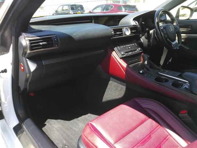 2015 Lexus RC300h F Sport auction photo 8