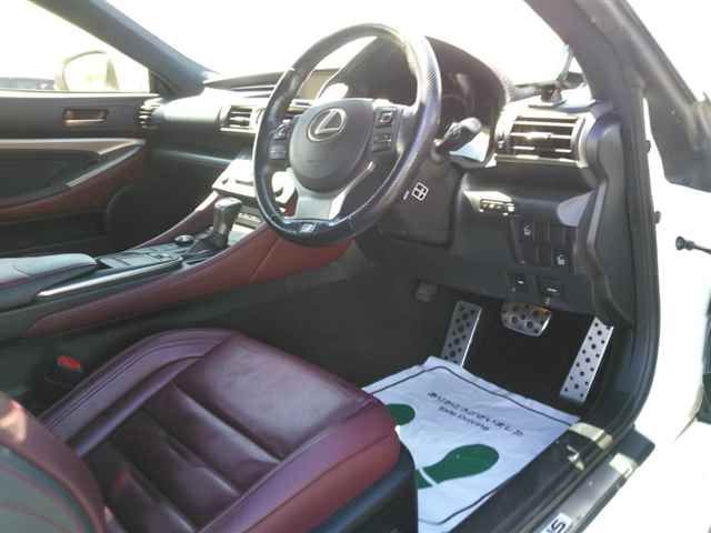 2015 Lexus RC300h F Sport auction photo 3