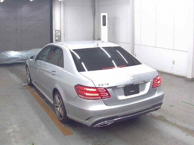 2013 Mercedes-Benz E-Class E250アバンギャルト auction photo 2