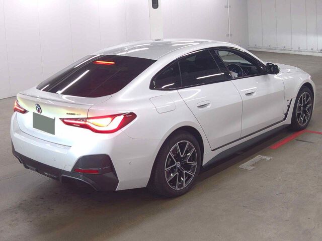 2022 BMW i4 EDRIVE40Mスポツ auction photo 5