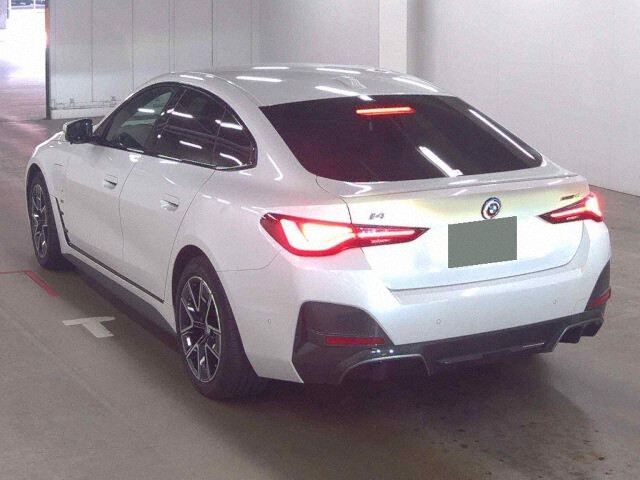 2022 BMW i4 EDRIVE40Mスポツ auction photo 2