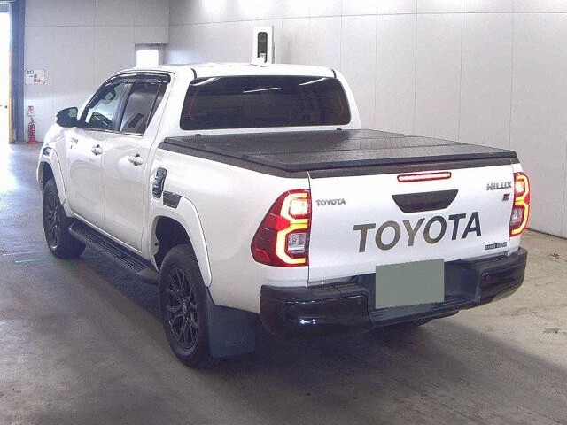 2022 Toyota Hilux Z GRスポーツ 4WD auction photo 2