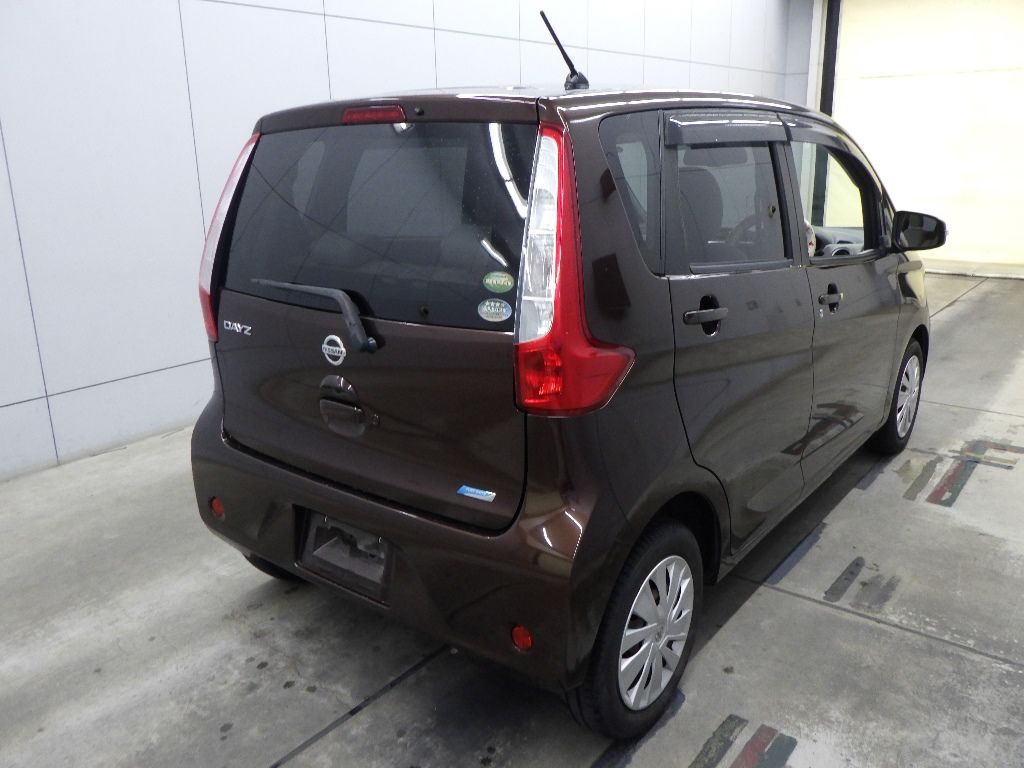 2015 Nissan Dayz X Vセレクション+セーフティII auction photo 2