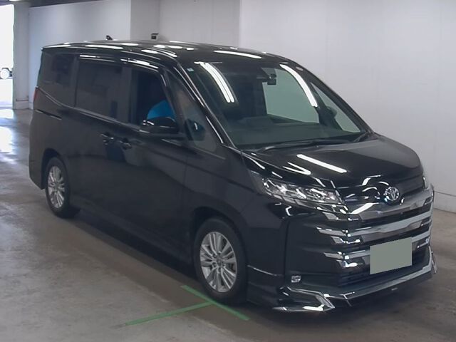 Japan Auction Vehicles 8 2022 Toyota Noah S-G auction photo
