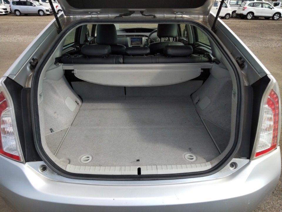 2013 Toyota Prius auction photo 8