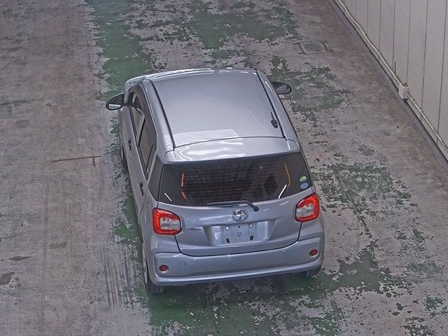 2016 Toyota Passo X S auction photo 3