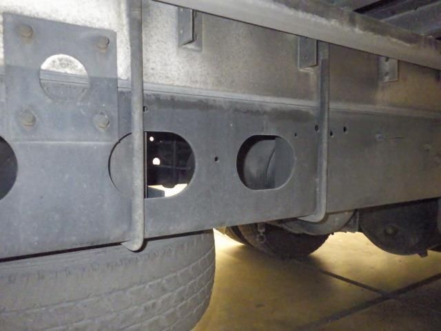 2004 Isuzu Forward Wing auction photo 5