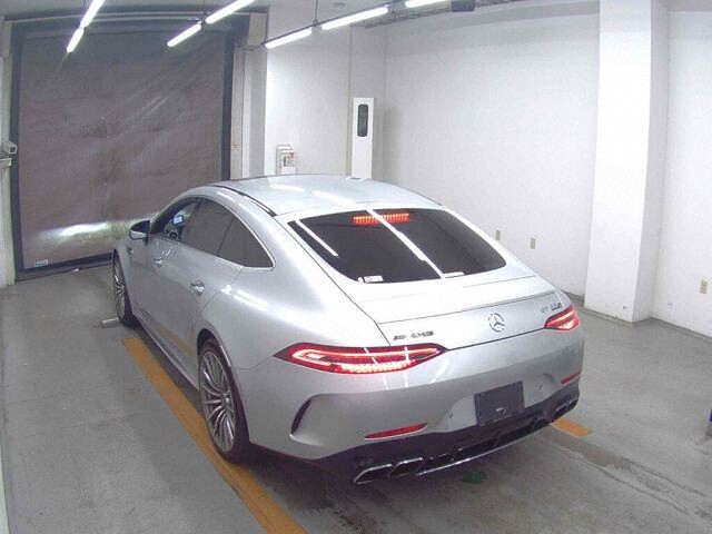 2019 Mercedes-AMG GT 63 S 4MATIC PLUS 4WD auction photo 2