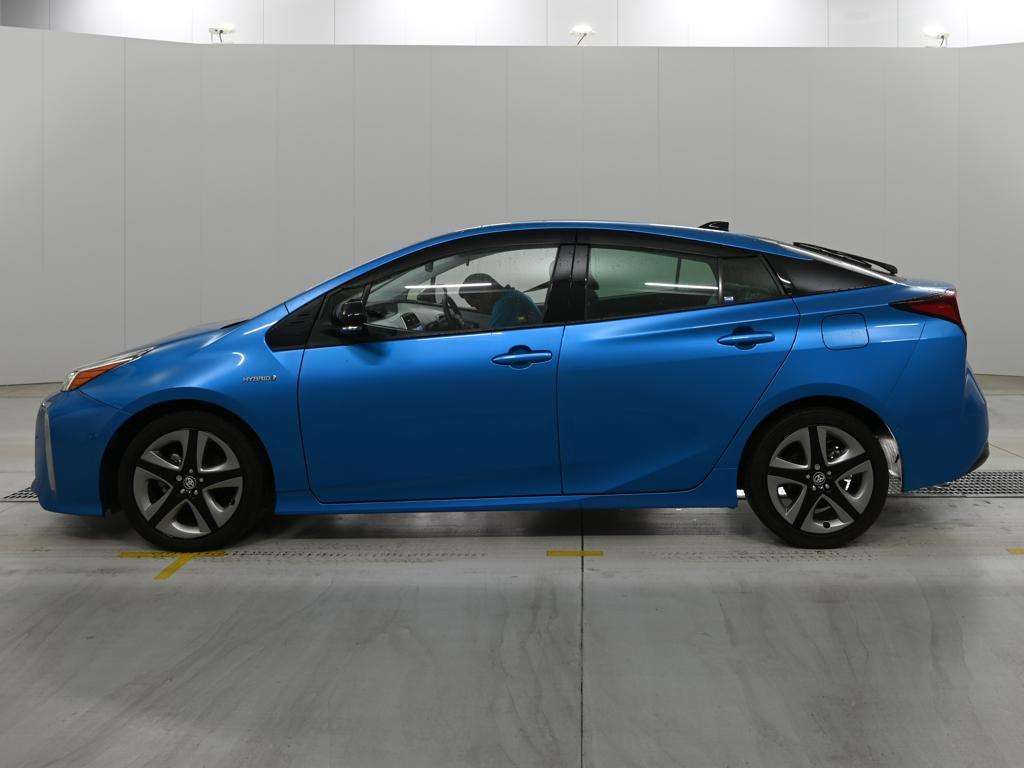 2019 Toyota Prius Aツーリングセレクション auction photo 4
