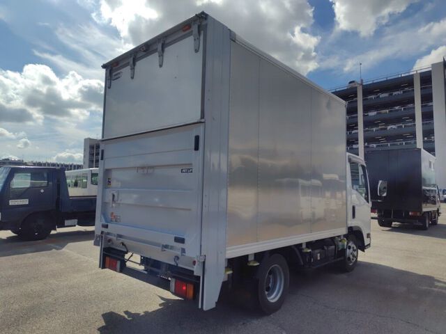 2023 Isuzu Elf Panel van auction photo 5
