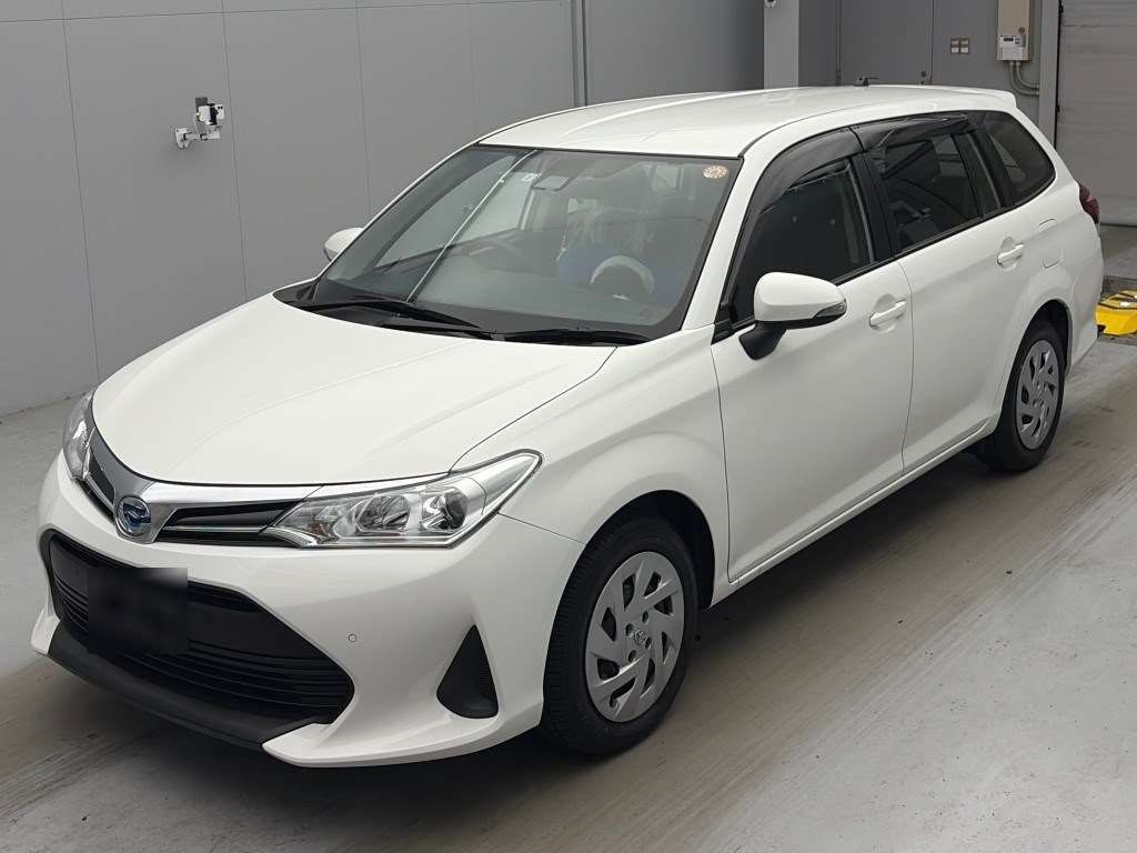Japan Auction Vehicles 4 2021 Toyota Corolla Fielder ハイブリッド EX auction photo