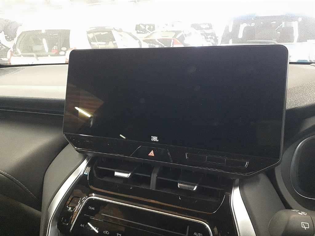 2024 Toyota Harrier Z Leather Package 4WD auction photo 12