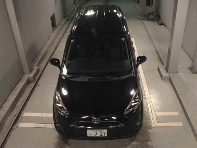 2018 Toyota Sienta ハイブリッドGクエロ auction photo 6