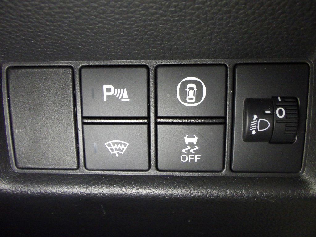 2021 Honda Fit 4WD e:HEVホーム20周年特別仕様車カーサ auction photo 12