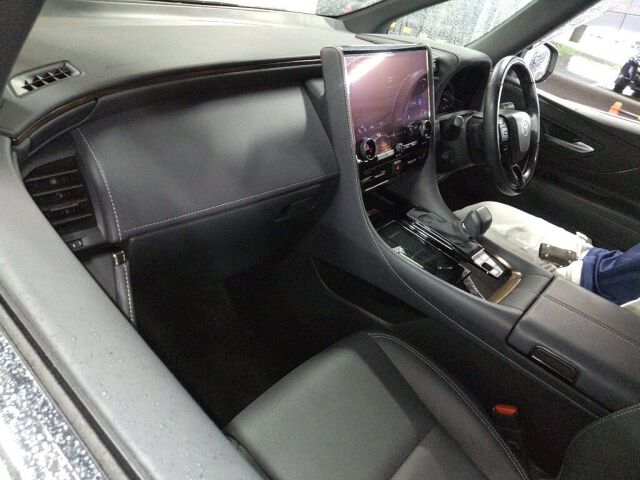 2023 Toyota Alphard Z auction photo 3