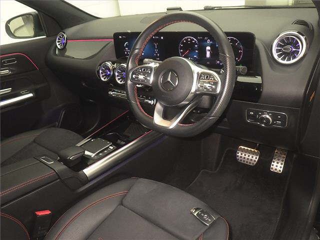 2021 Mercedes-Benz GLA200d 4マチック 4WD auction photo 3
