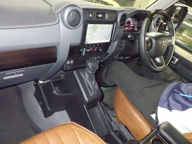 2024 Toyota Land Cruiser 70 AX 4WD auction photo 3