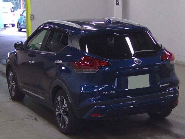 2021 Nissan Kicks X auction photo 2