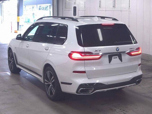2020 BMW X7 XDRIV35D Mスポ 4WD auction photo 2