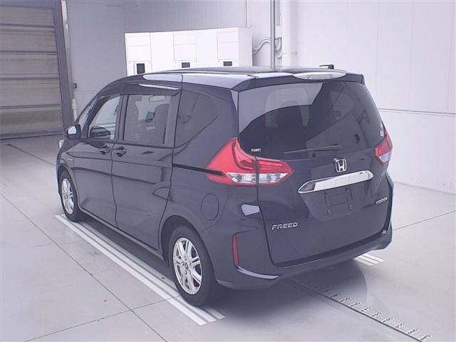 2018 Honda Freed ハイブリッドGホンダセンシング auction photo 2