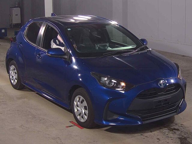 Japan Auction Vehicles 8 2021 Toyota Yaris Hybrid X auction photo