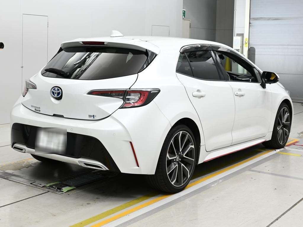 2022 Toyota Corolla Sport ハイブリッドG Z auction photo 2